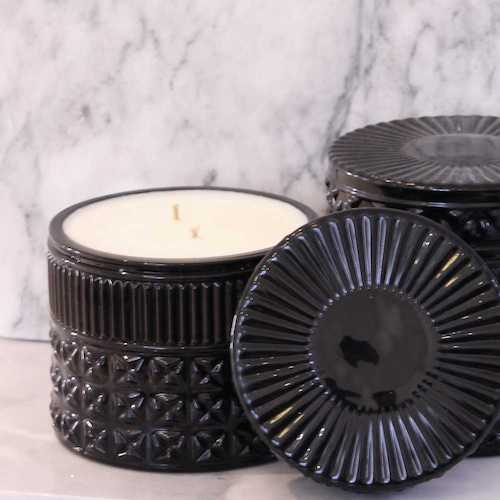 Nanna Black Candles
